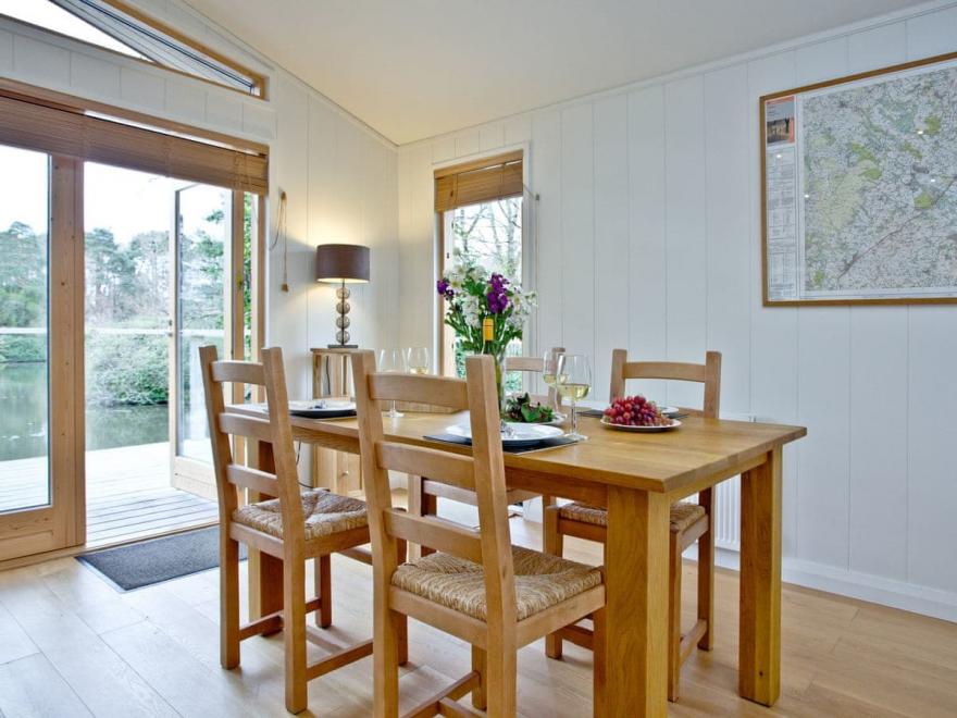 Lakeview - 7 Indio Lake, Bovey Tracey