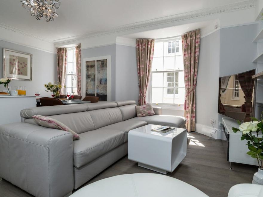 Owl and Pussycat Apartment