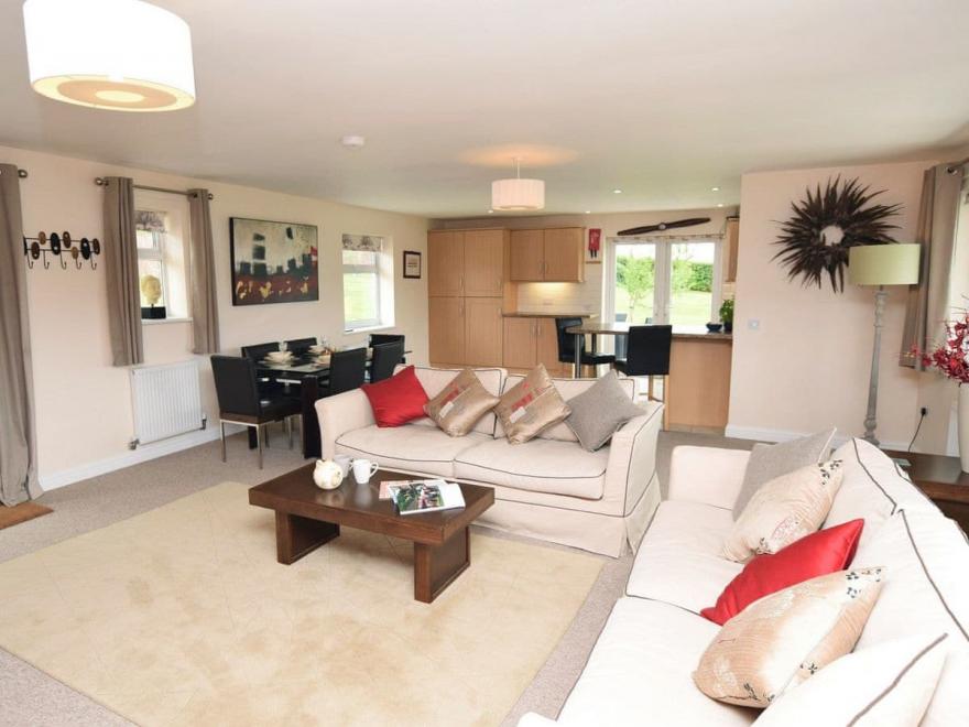 Ranmoor Poachers Cottage