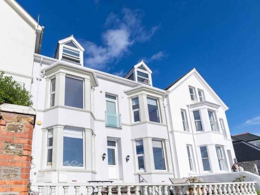 Wheelhouse Apartment