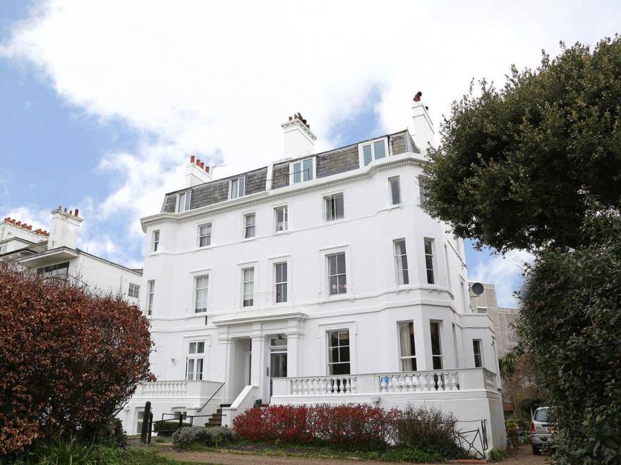 Albion Villa Apartment