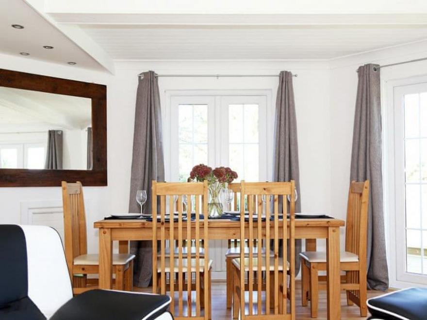 Kingfisher Lake House