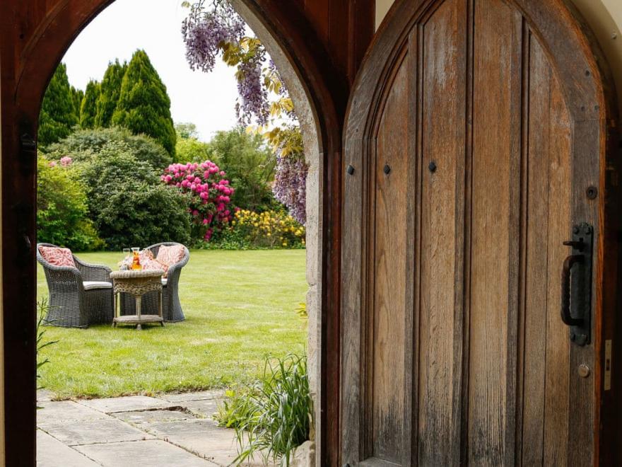 Battel Hall and Oast