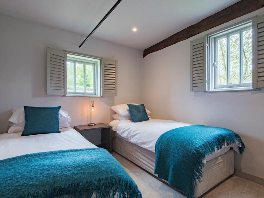 Ash Cottage at Frame Farm