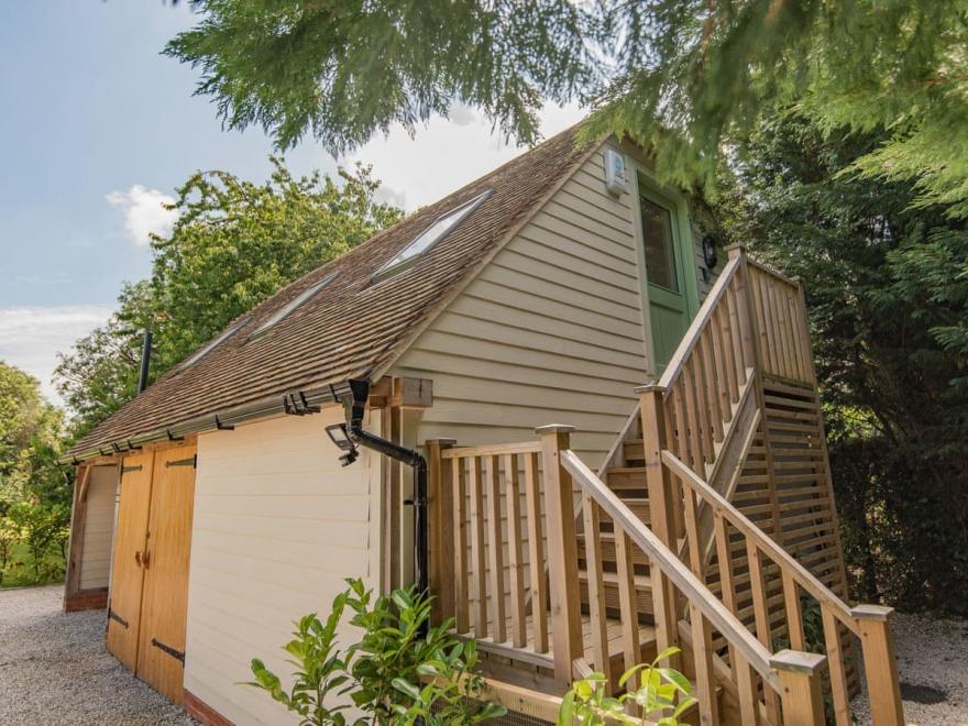 The Hideaway at Hatch Farmhouse