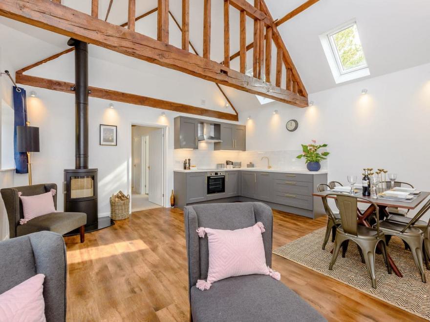 The Lodge at Oldbury Barns