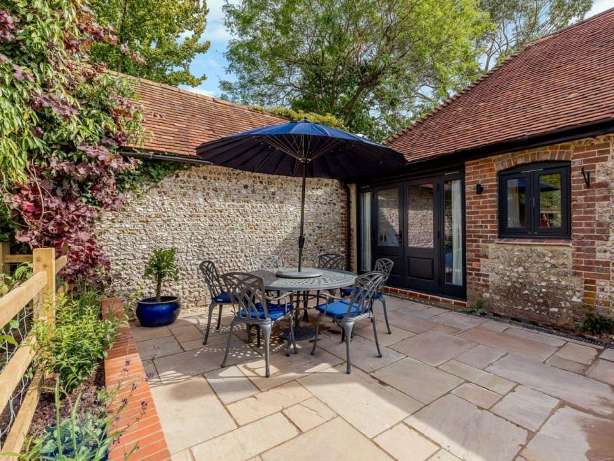 The Lodge at Oldbury Barns