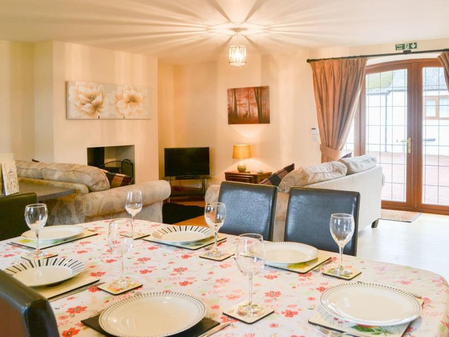 Mallard Cottage - UK11157