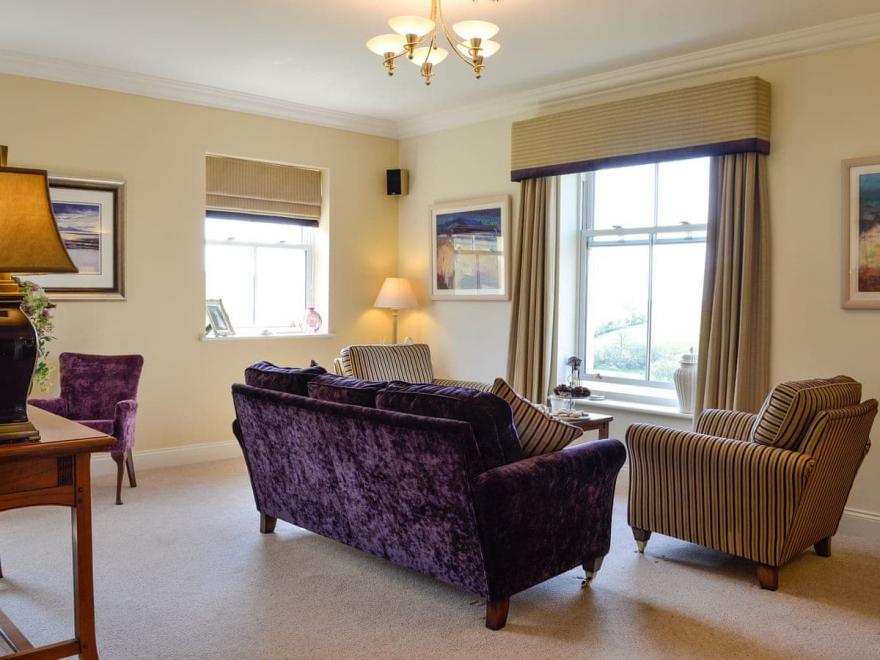 Yonderton House - UK11181