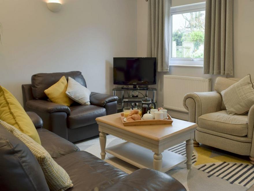 Ash Cottage - UK11213