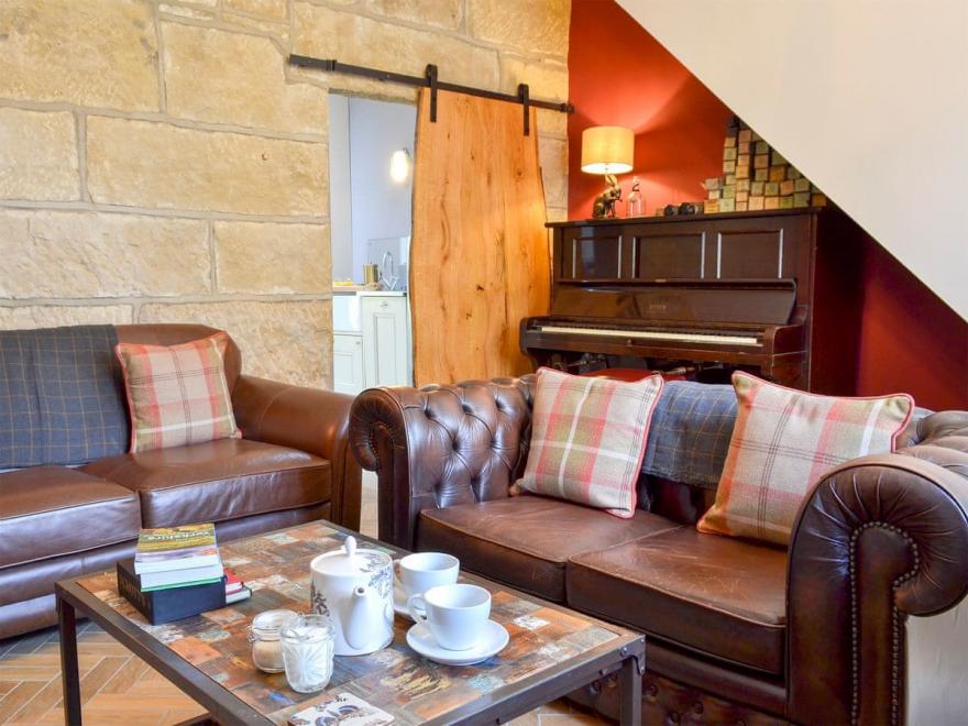 Hardcastle Crags Cottage