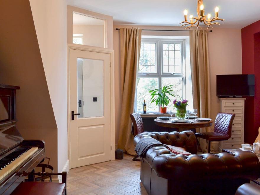 Hardcastle Crags Cottage