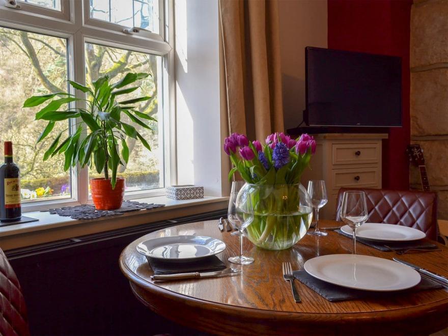 Hardcastle Crags Cottage