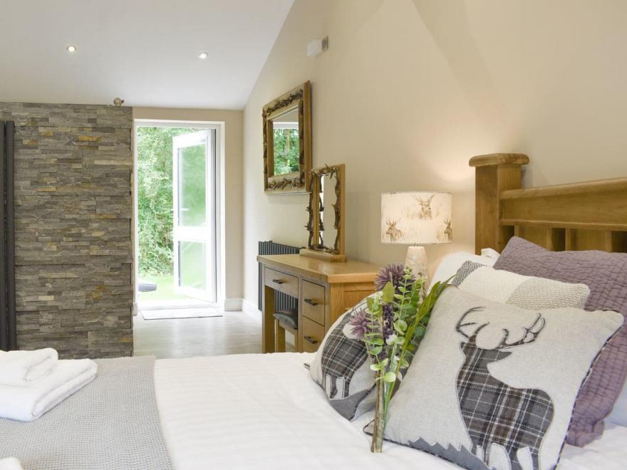 Samhach Lodge-UK11301