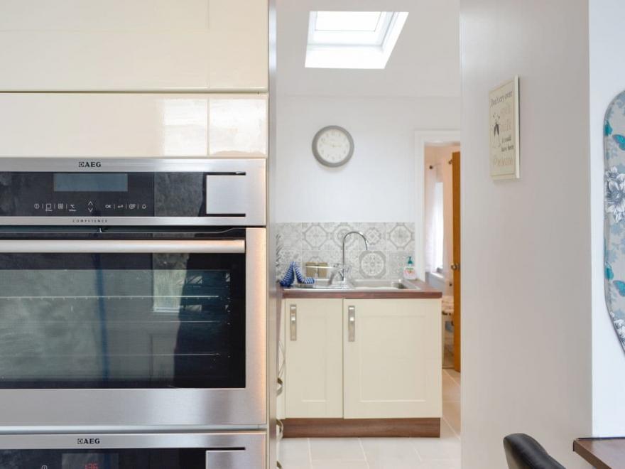 Brig-Y-Don Bach - UK11309