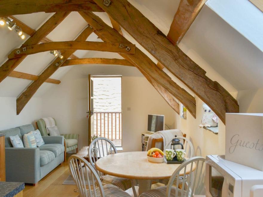 Flittermouse Cottage