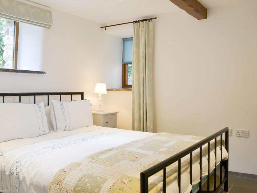 Flittermouse Cottage