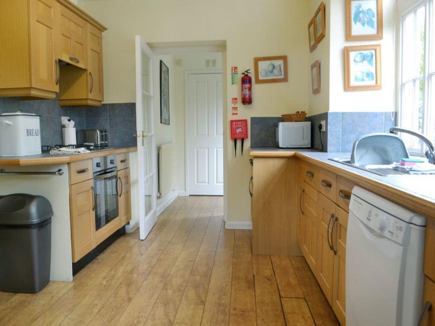 Home Farmhouse - UK11351