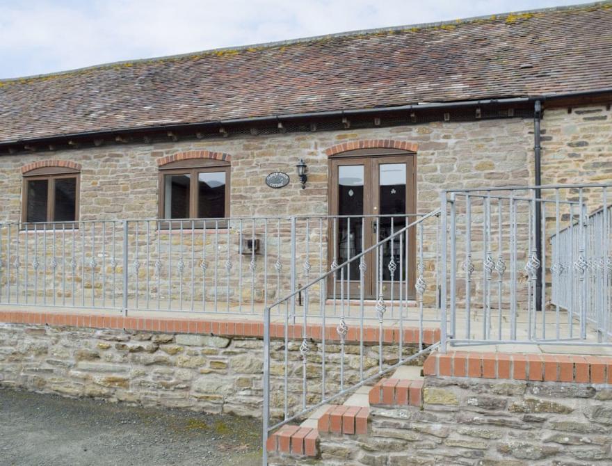 Clover Patch Cottage-UK11369