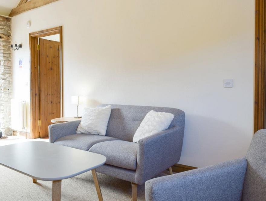 Clover Patch Cottage-UK11369