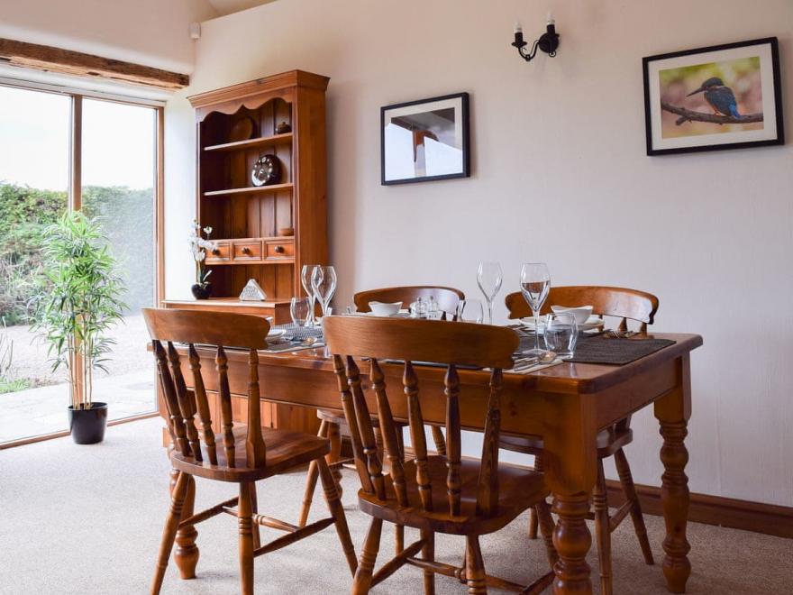 Peartree Cottage-UK11367