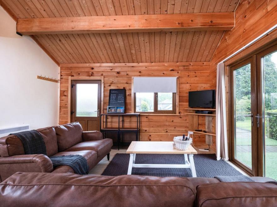Pine Lodge - UK11391