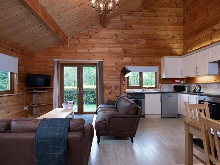 Pine Lodge - UK11391