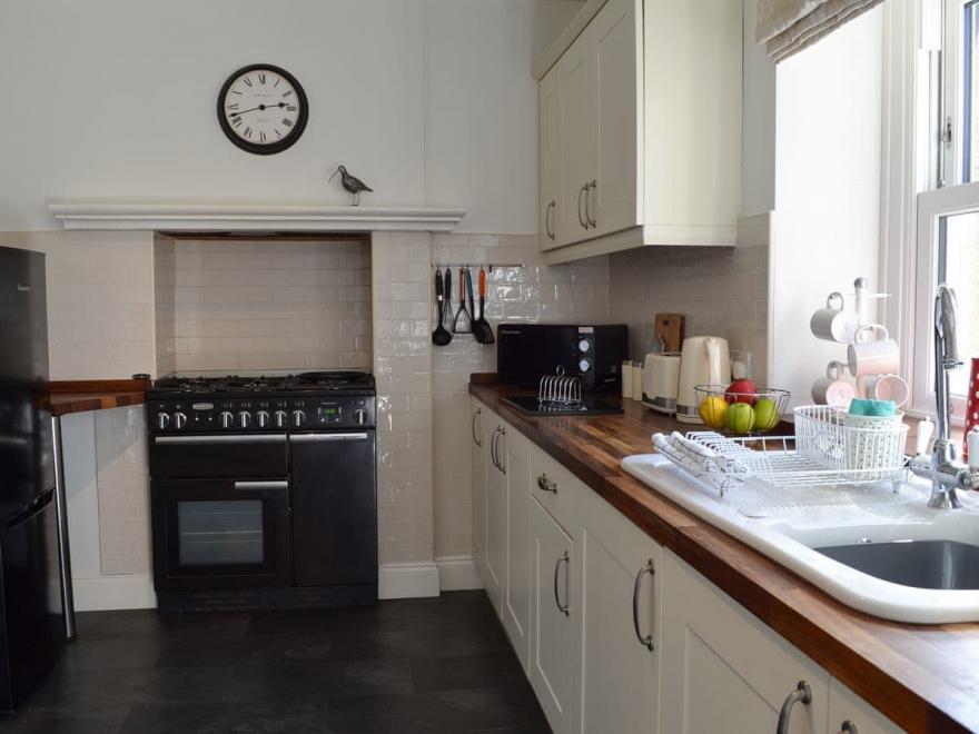 Old Post Office Row Cottage