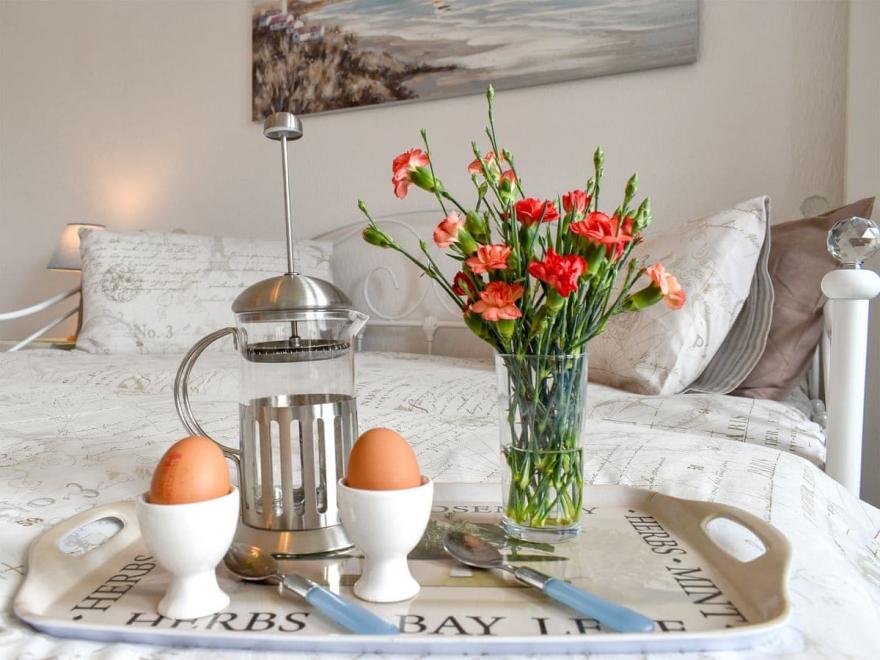 Sunny Side - UK11453