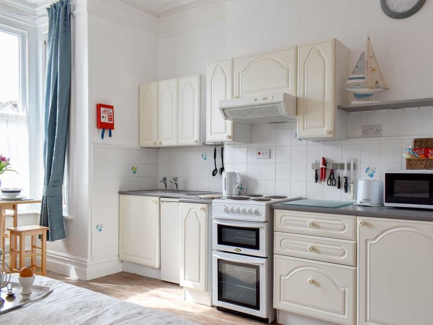 Sunny Side - UK11453