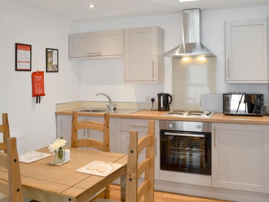 Tessa's Cottage - UK11456