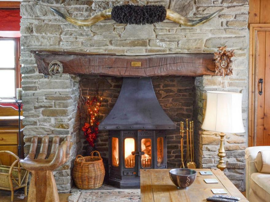 Barn Cottage -UK11480