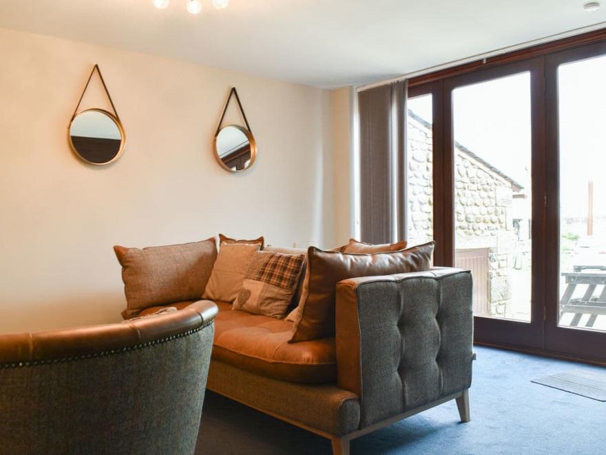 The Oyster Catcher - UK11546