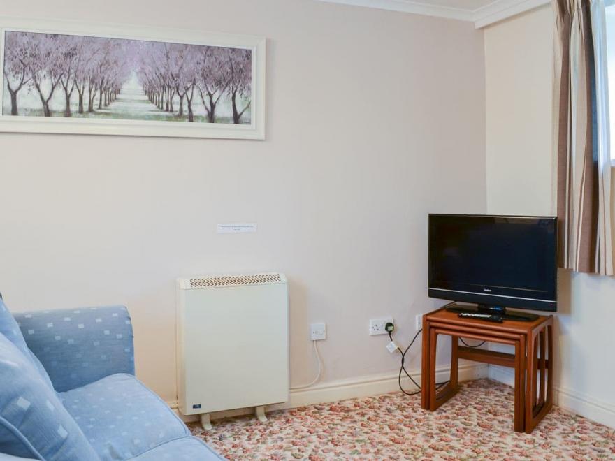 Lorna's at the Grange - UK11565