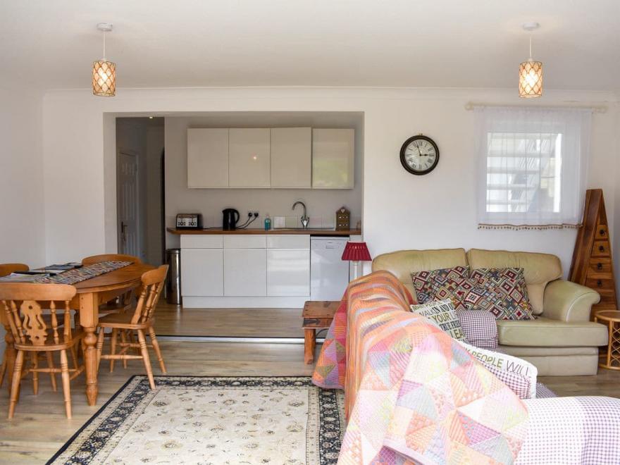 Victoria Apartment - UK11614