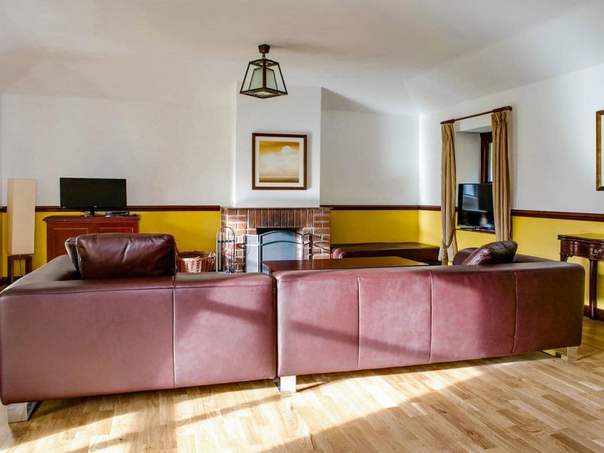 Gardeners Cottage - UK11712