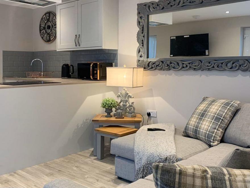 White-le-Head Cottage 1