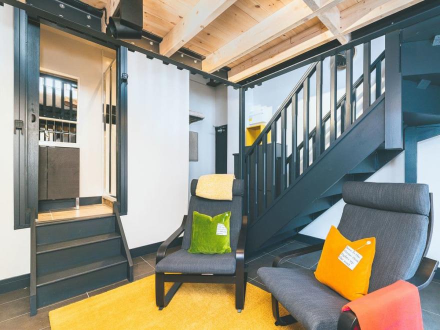 Apartment 1 - UK11731