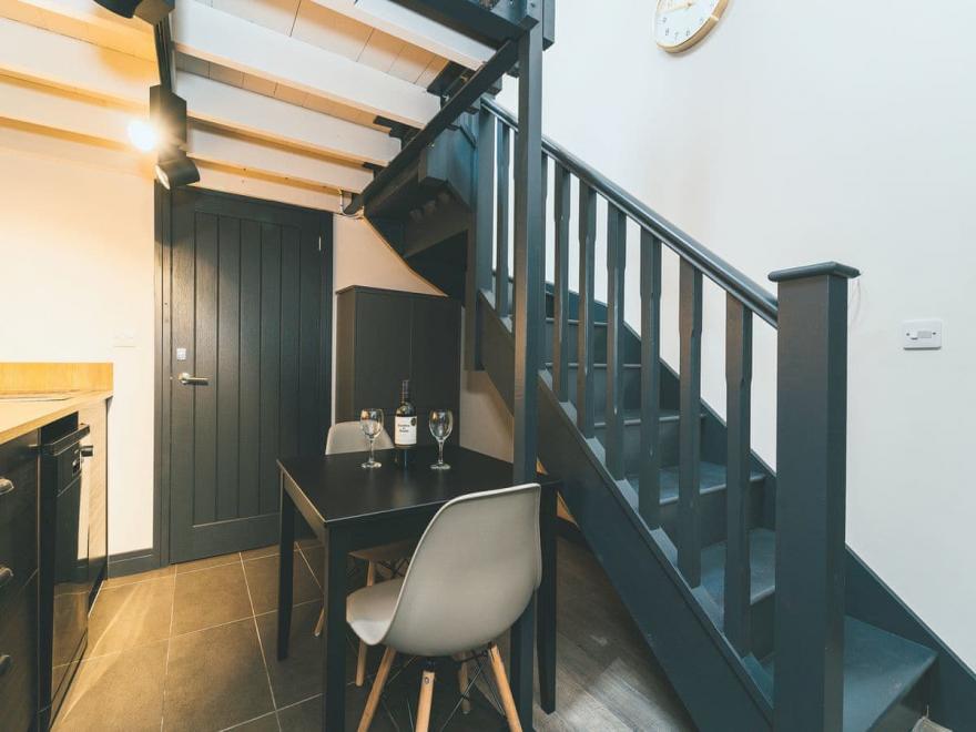 Apartment 3 - UK11733