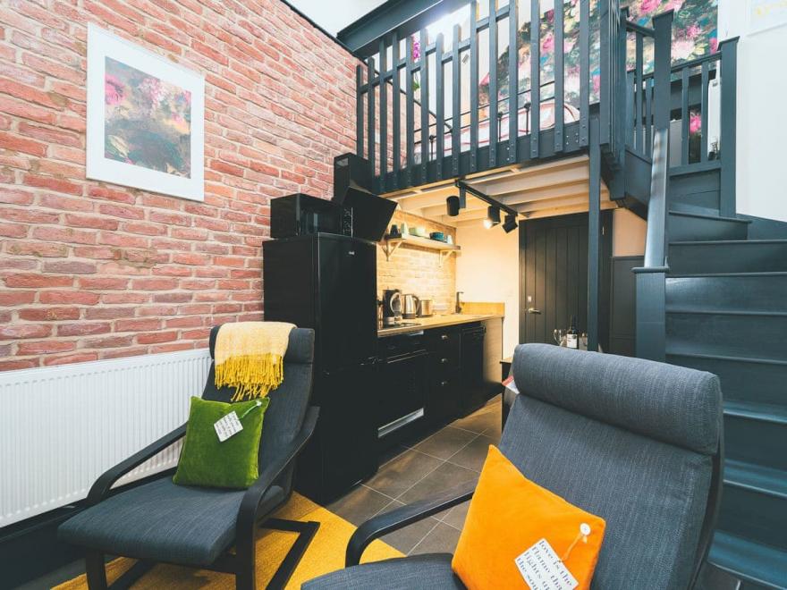 Apartment 3 - UK11733