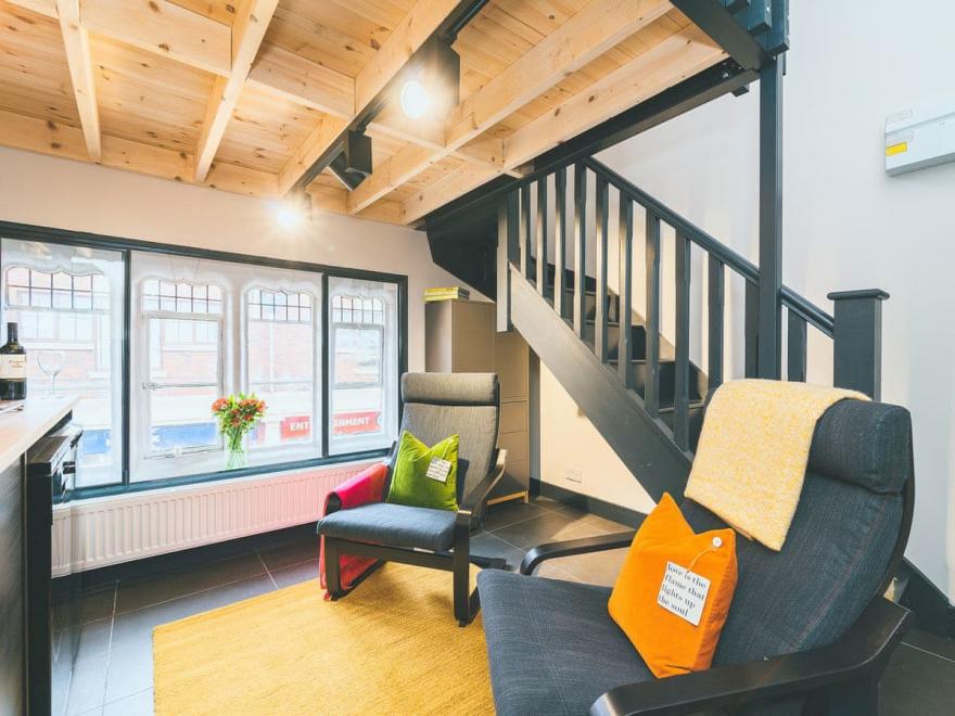 Apartment 2 - UK11732