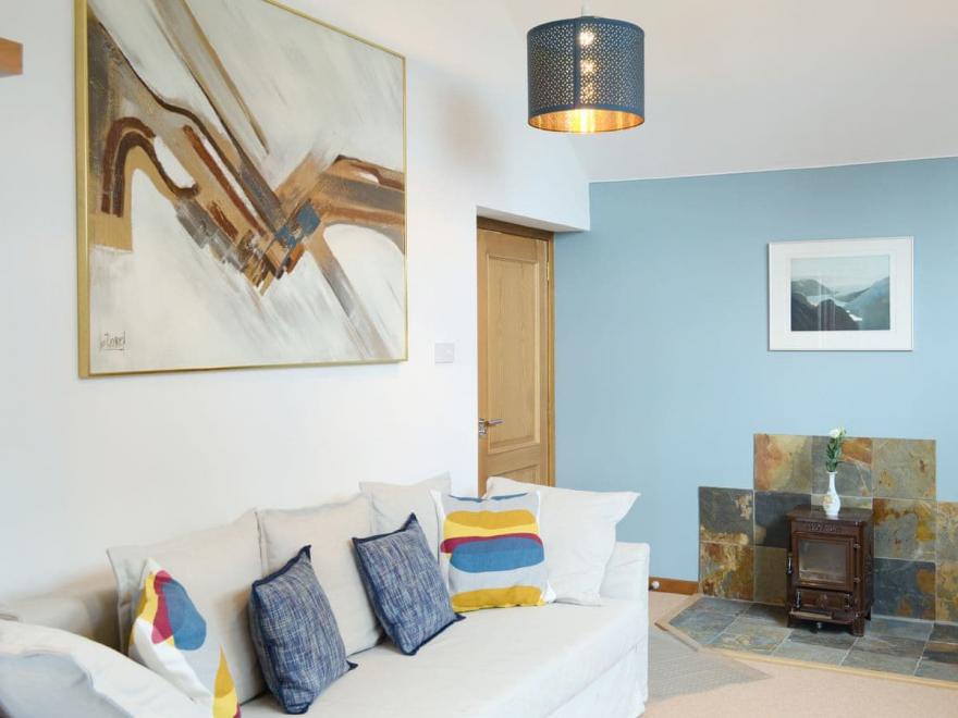 Dolphin Apartment - UK11743