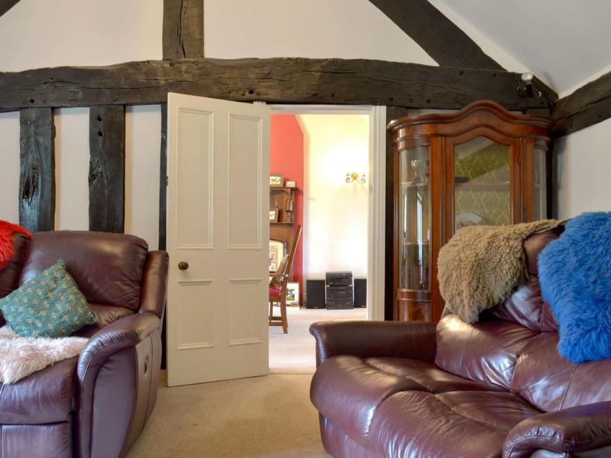 Rose Cottage - UK11824