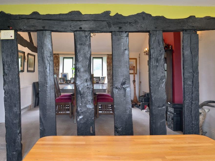 Rose Cottage - UK11824