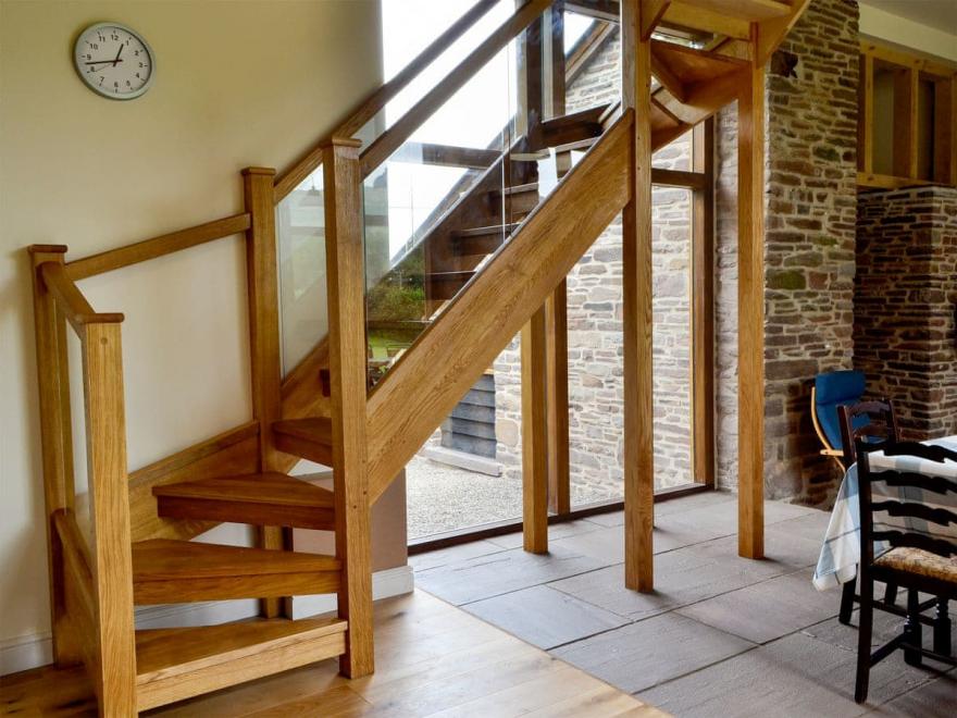 Pentwyn Barn - UK11830