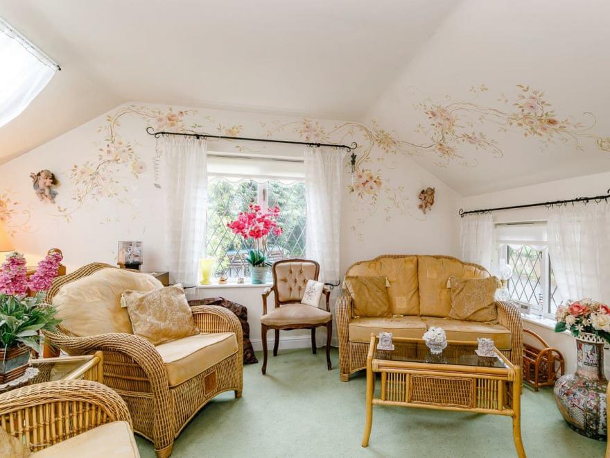 The Garden House-UK11837