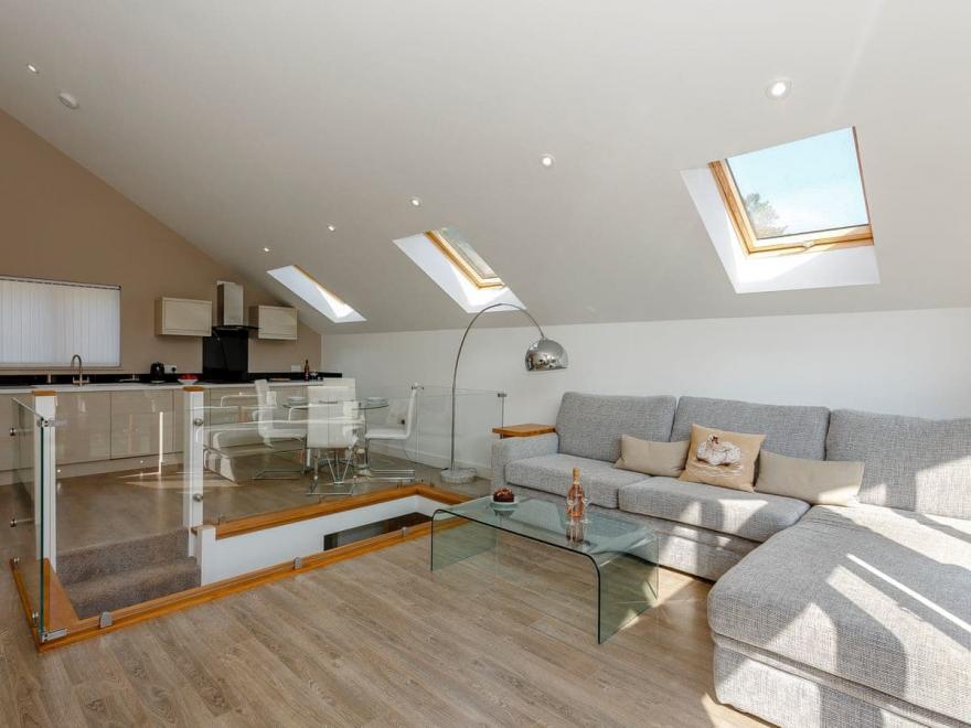 Waterside Lodge Thirteen - UK11853