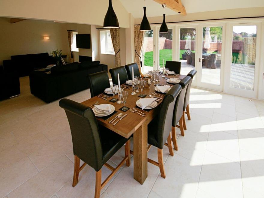 Brazenhall Lodge-UK11899