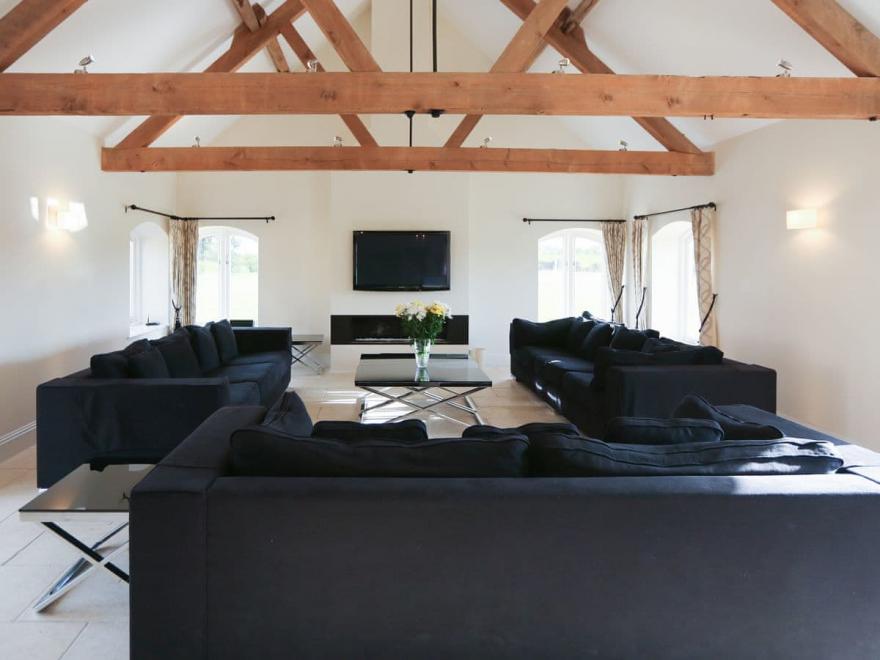 Brazenhall Barn-UK11901