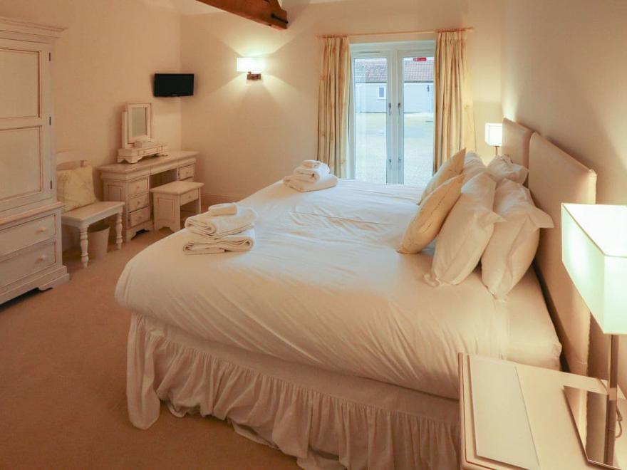 Brazenhall Barn-UK11901